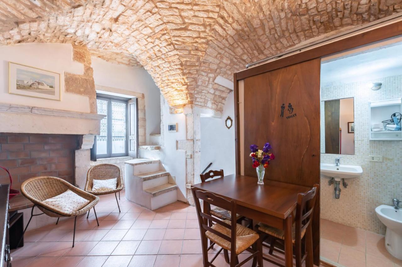 Appartement La Mansarda Di Martina By Rentbeat à Martina Franca Extérieur photo